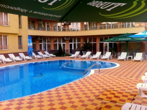 Гостиница Beatris Family Hotel  Несебыр